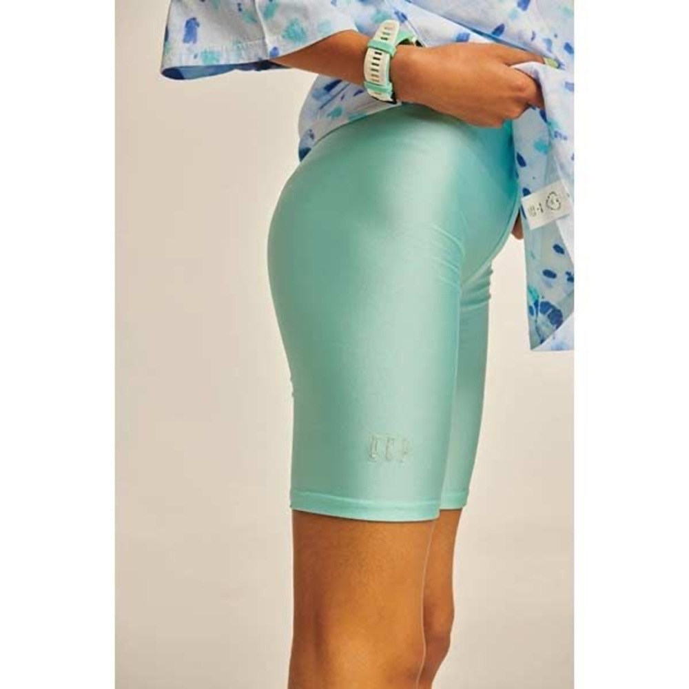 Shinny Mint Biker Shorts – Size Small
